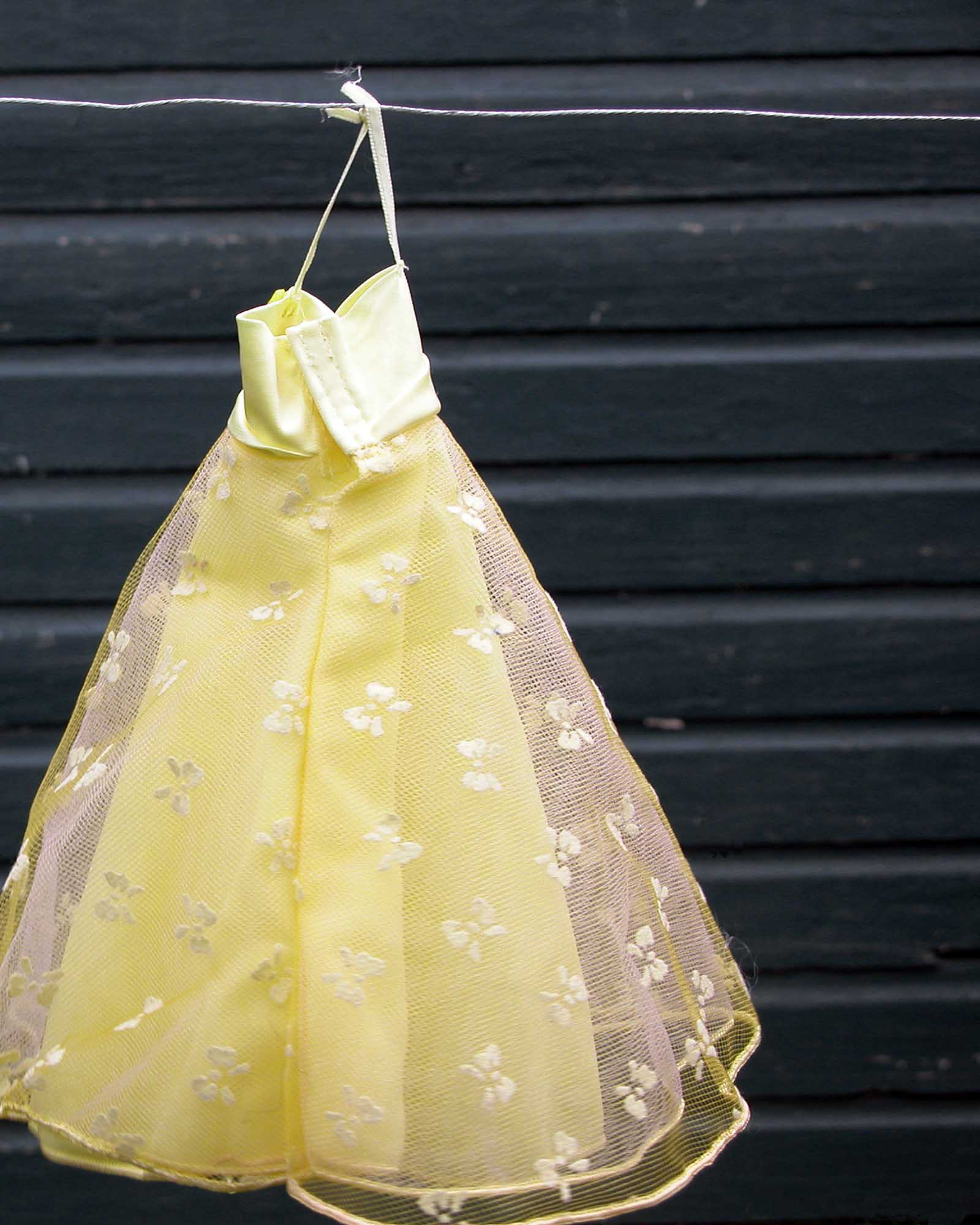 yellowdressgraycopy.jpg